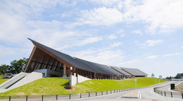 【京滋エリア発】 こんな旅してみたかった!著名シェフ監修! VISONでこだわりランチと秋の伊勢神宮内宮&おかげ横丁を訪ねて 日帰り1